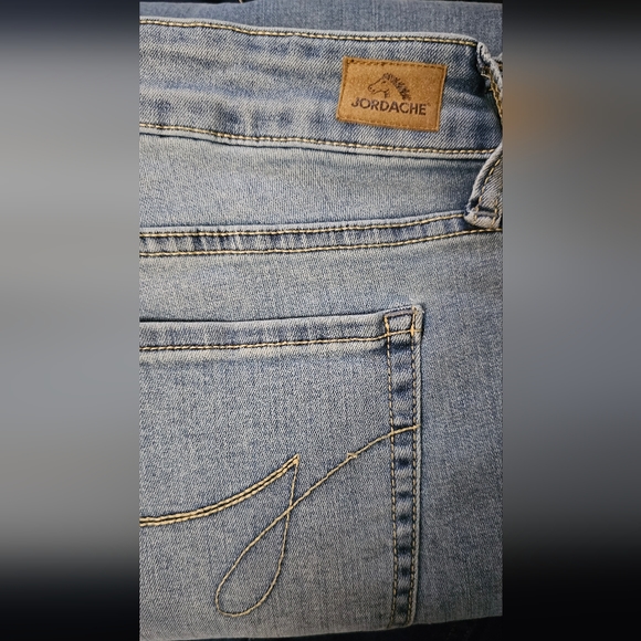 Jordache Mid Rise Curvy Bootcut Jeans Medium Wash Enzyme Size 14 New NWOT - Picture 7 of 13